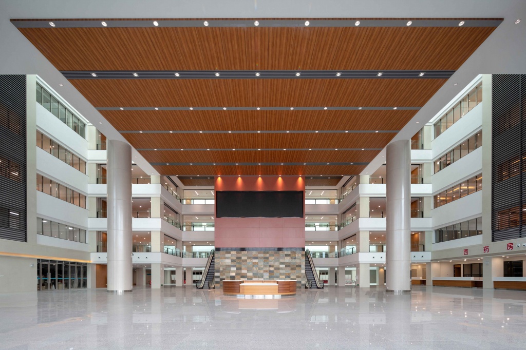 醫院-梧州市人民醫院整體搬遷項目（一期）門診醫技樓二次裝修工程